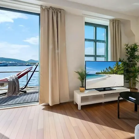 107sb10 - 2br Balcony * Bergen